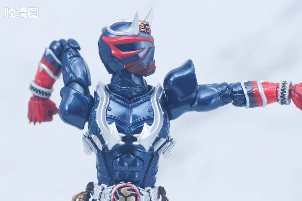 SHF 真骨雕假面骑士系列 假面骑士响鬼 20th Anniversary Ver. - 图片